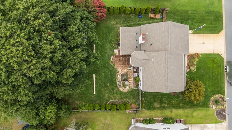 Photo 14 of 43 residential for sale in Chesapeake virginia
