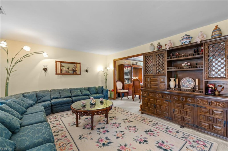 Photo 21 of 43 residential for sale in Chesapeake virginia