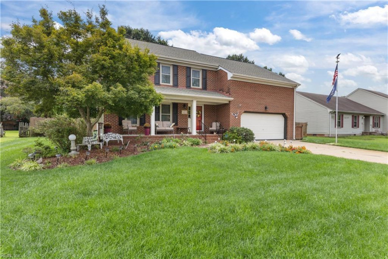 Photo 3 of 43 residential for sale in Chesapeake virginia