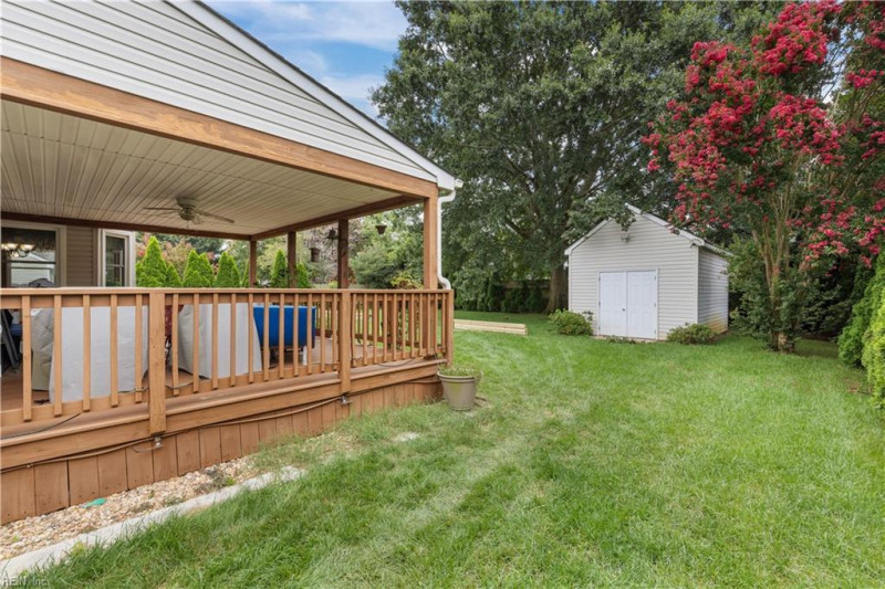 Photo 5 of 43 residential for sale in Chesapeake virginia
