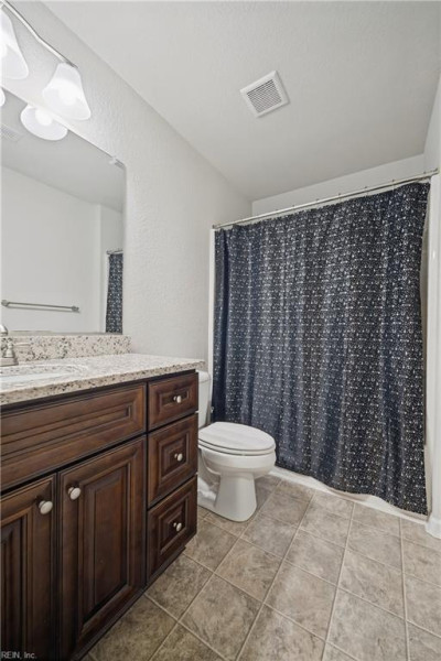 Photo 28 of 39 residential for sale in Chesapeake virginia