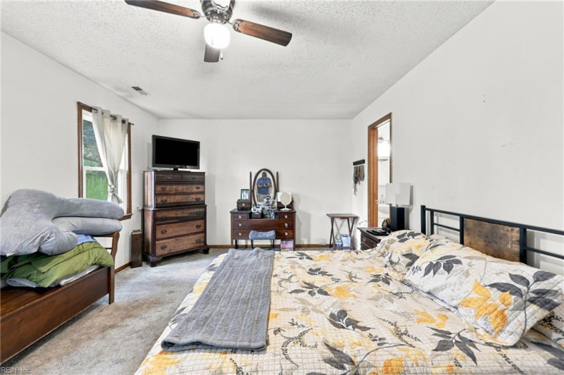 Photo 22 of 35 residential for sale in Virginia Beach virginia