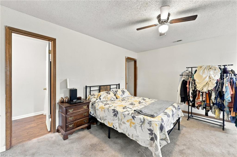 Photo 25 of 35 residential for sale in Virginia Beach virginia