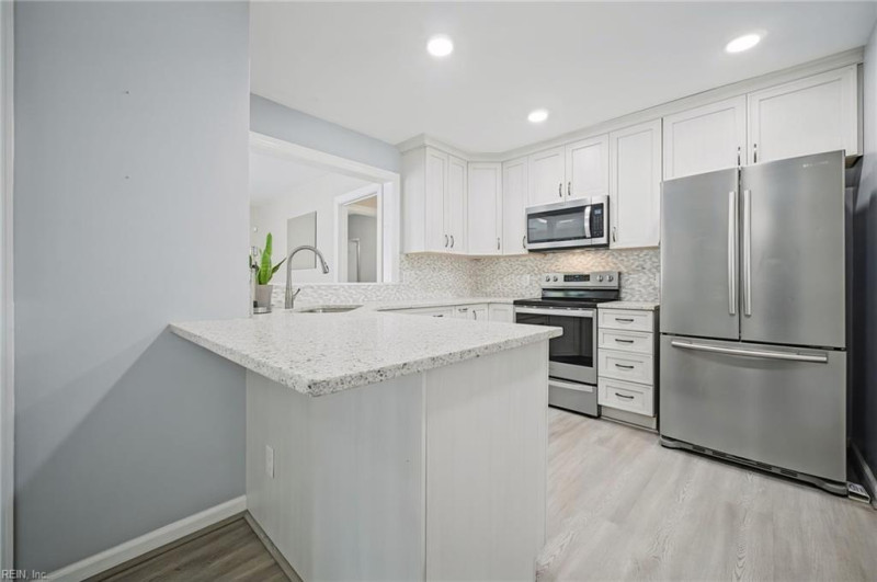 Photo 12 of 39 residential for sale in Newport News virginia