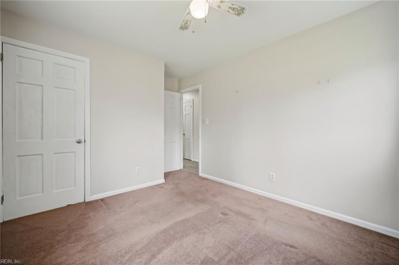 Photo 18 of 39 residential for sale in Newport News virginia
