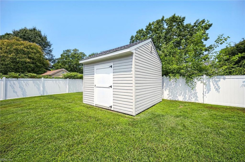 Photo 34 of 39 residential for sale in Newport News virginia