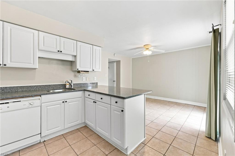 Photo 13 of 35 residential for sale in Virginia Beach virginia Photo 13 of 35 residential for sale in Virginia Beach virginia