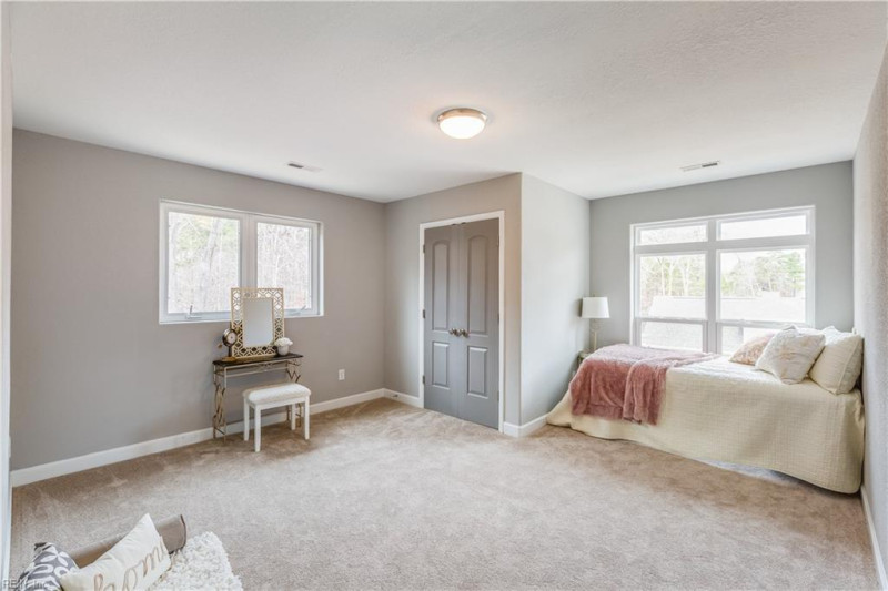 Photo 29 of 31 residential for sale in Hampton virginia