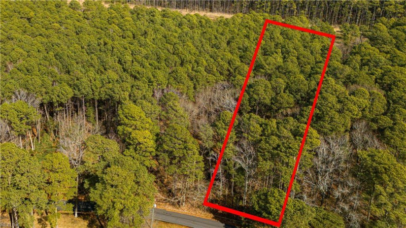 Photo 3 of 31 residential for sale in Hampton virginia
