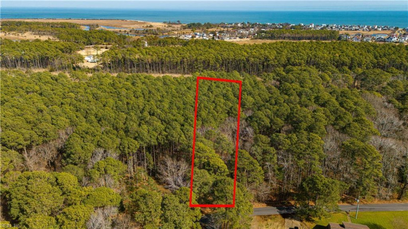 Photo 4 of 31 residential for sale in Hampton virginia