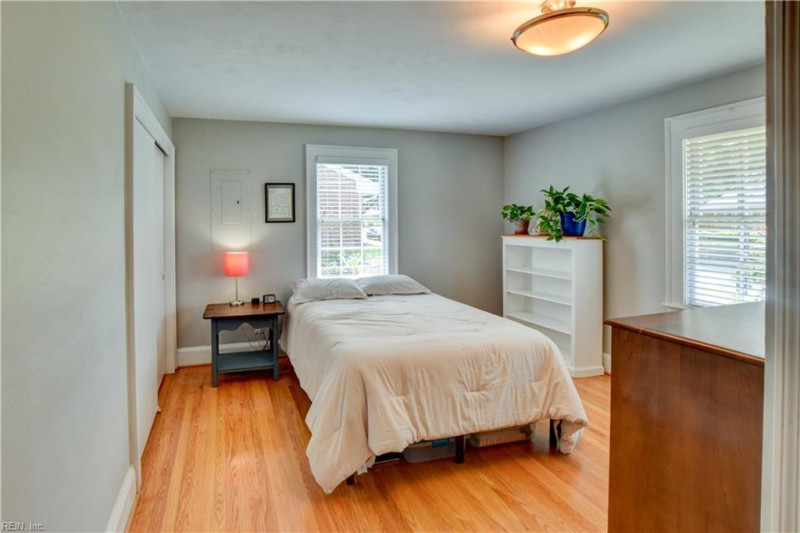 Photo 15 of 41 residential for sale in Portsmouth virginia Photo 15 of 41 residential for sale in Portsmouth virginia