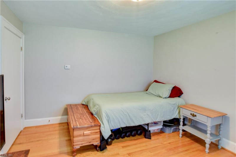 Photo 19 of 41 residential for sale in Portsmouth virginia Photo 19 of 41 residential for sale in Portsmouth virginia