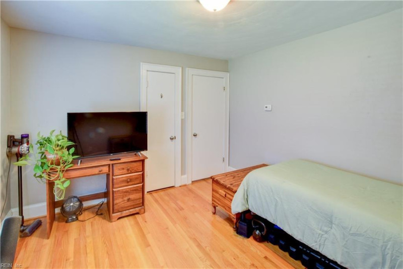 Photo 21 of 41 residential for sale in Portsmouth virginia Photo 21 of 41 residential for sale in Portsmouth virginia