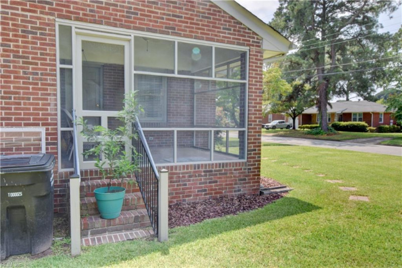 Photo 30 of 41 residential for sale in Portsmouth virginia Photo 30 of 41 residential for sale in Portsmouth virginia