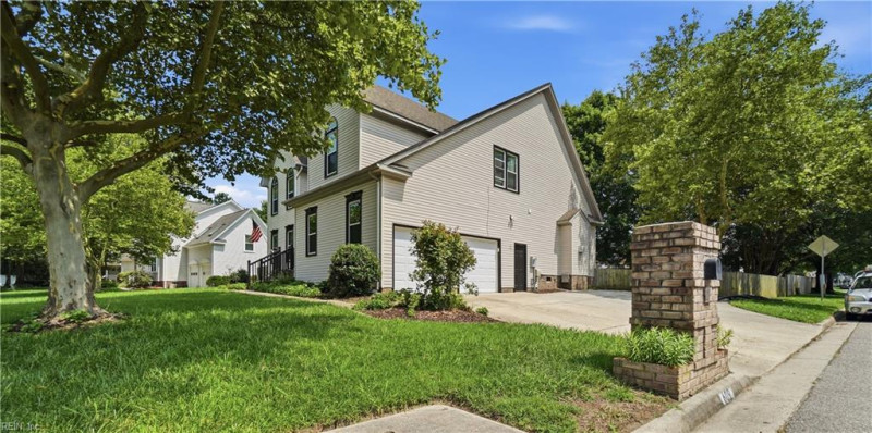 Photo 3 of 45 residential for sale in Chesapeake virginia Photo 3 of 45 residential for sale in Chesapeake virginia