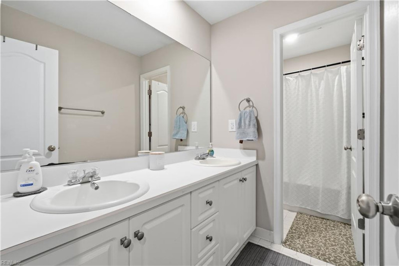 Photo 35 of 45 residential for sale in Chesapeake virginia Photo 35 of 45 residential for sale in Chesapeake virginia