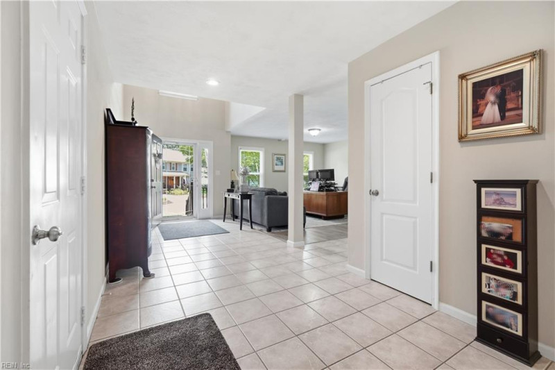 Photo 9 of 45 residential for sale in Chesapeake virginia Photo 9 of 45 residential for sale in Chesapeake virginia