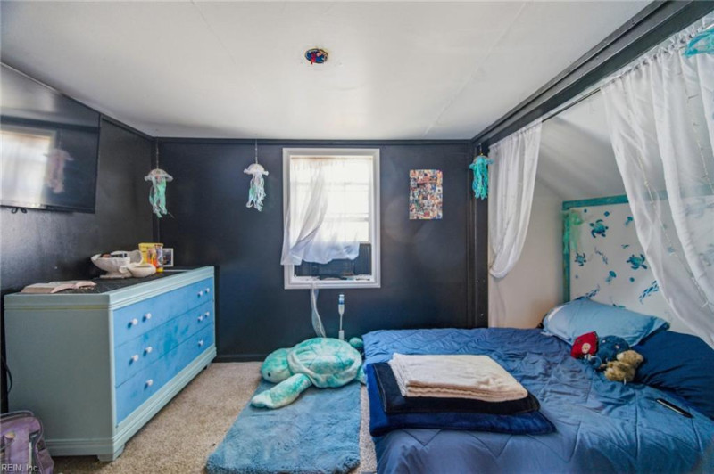 Photo 19 of 28 residential for sale in Newport News virginia