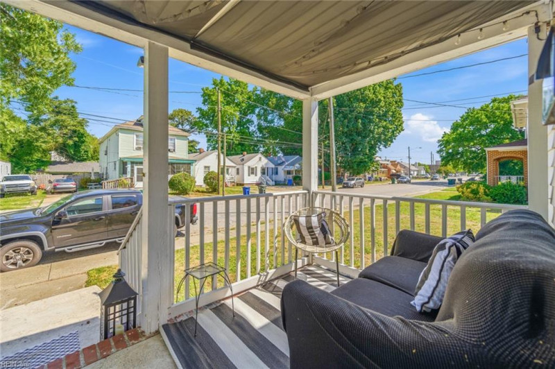 Photo 5 of 28 residential for sale in Newport News virginia