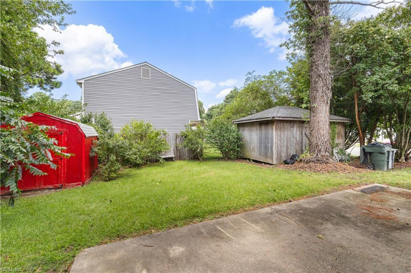 Photo 19 of 21 residential for sale in Hampton virginia