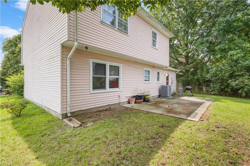 Photo 20 of 21 residential for sale in Hampton virginia