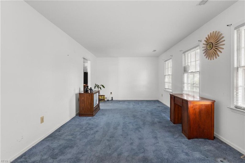 Photo 5 of 21 residential for sale in Hampton virginia