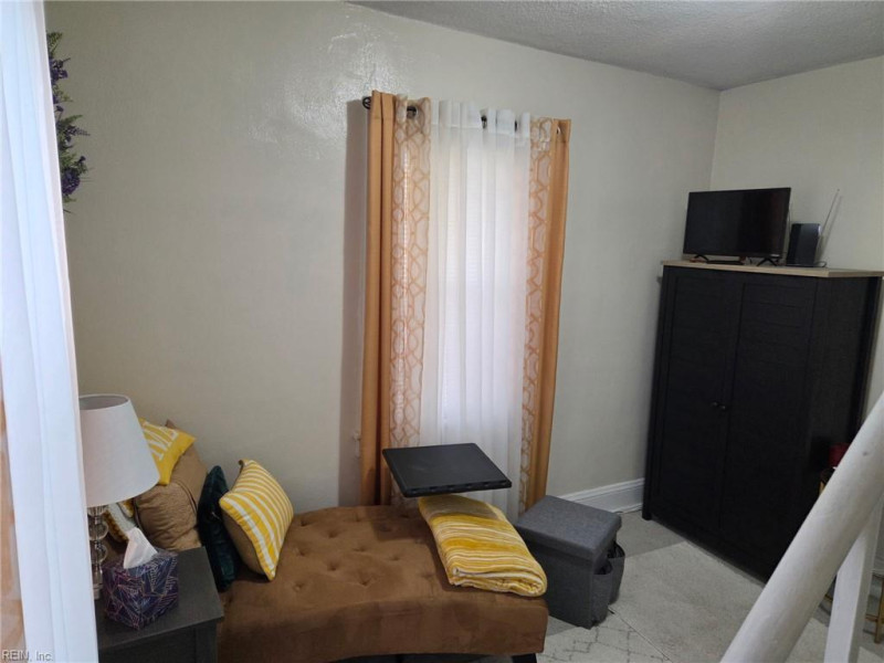 Photo 6 of 34 residential for sale in Norfolk virginia Photo 6 of 34 residential for sale in Norfolk virginia