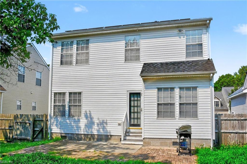 Photo 32 of 35 residential for sale in Chesapeake virginia Photo 32 of 35 residential for sale in Chesapeake virginia