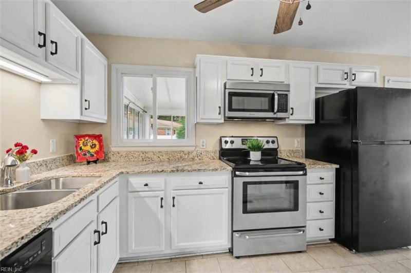 Photo 11 of 35 residential for sale in Newport News virginia Photo 11 of 35 residential for sale in Newport News virginia
