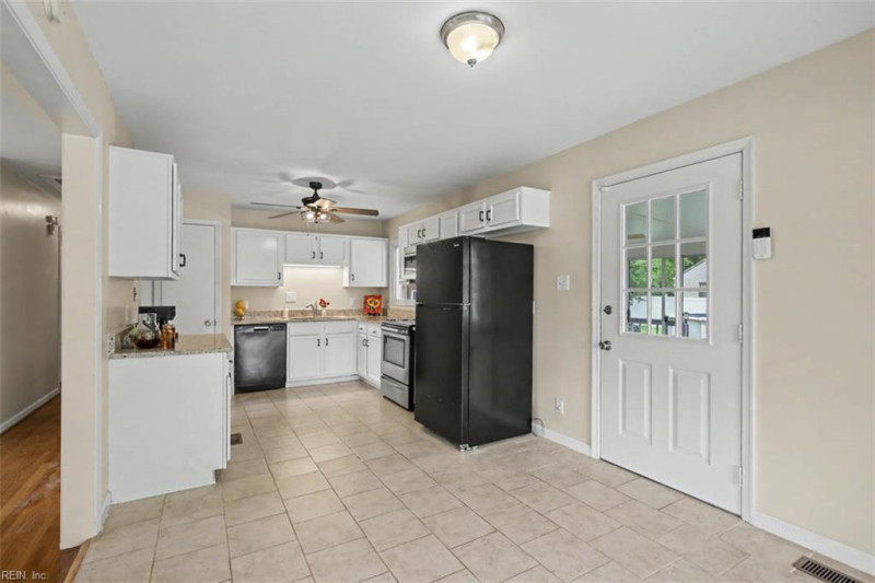 Photo 18 of 35 residential for sale in Newport News virginia Photo 18 of 35 residential for sale in Newport News virginia