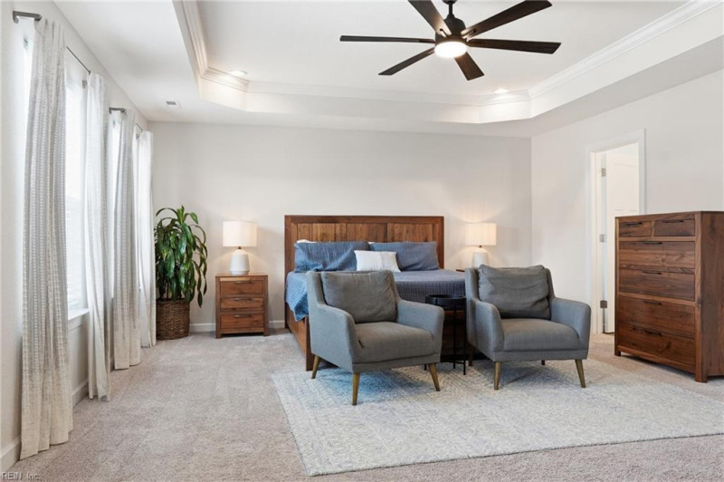 Photo 17 of 26 residential for sale in Hampton virginia