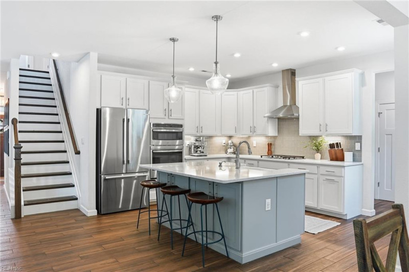 Photo 4 of 26 residential for sale in Hampton virginia