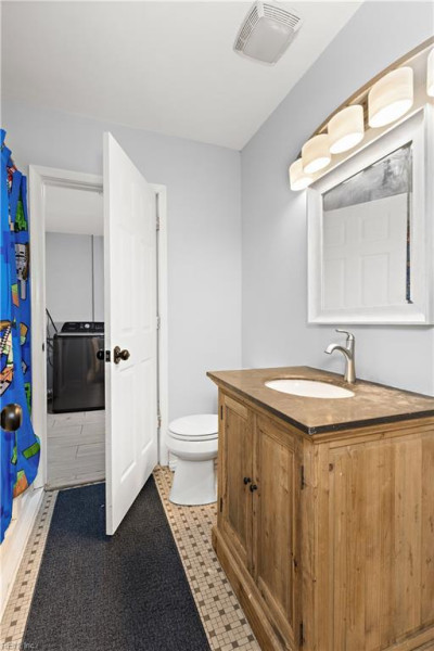 Photo 20 of 27 residential for sale in Portsmouth virginia