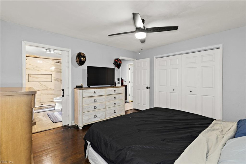 Photo 22 of 27 residential for sale in Portsmouth virginia