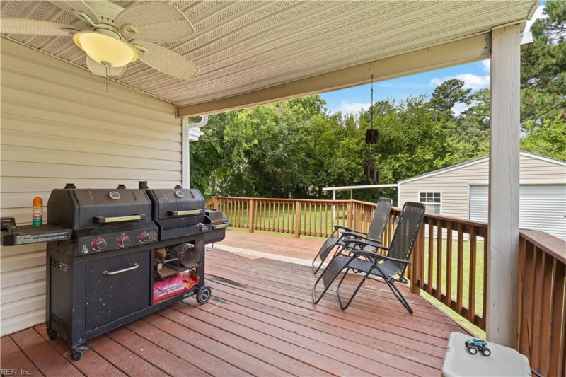 Photo 5 of 27 residential for sale in Portsmouth virginia