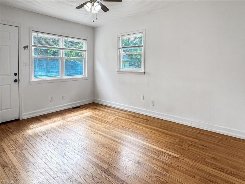 Photo 11 of 24 residential for sale in Portsmouth virginia Photo 11 of 24 residential for sale in Portsmouth virginia
