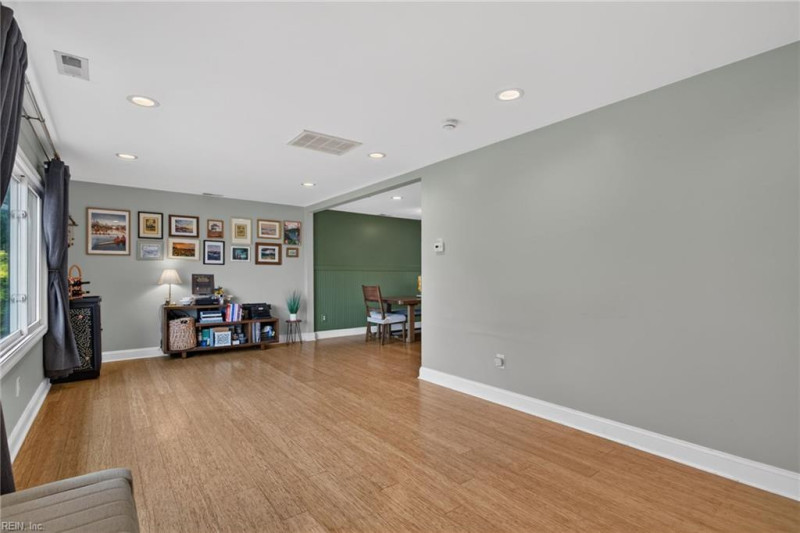 Photo 7 of 46 residential for sale in Virginia Beach virginia Photo 7 of 46 residential for sale in Virginia Beach virginia