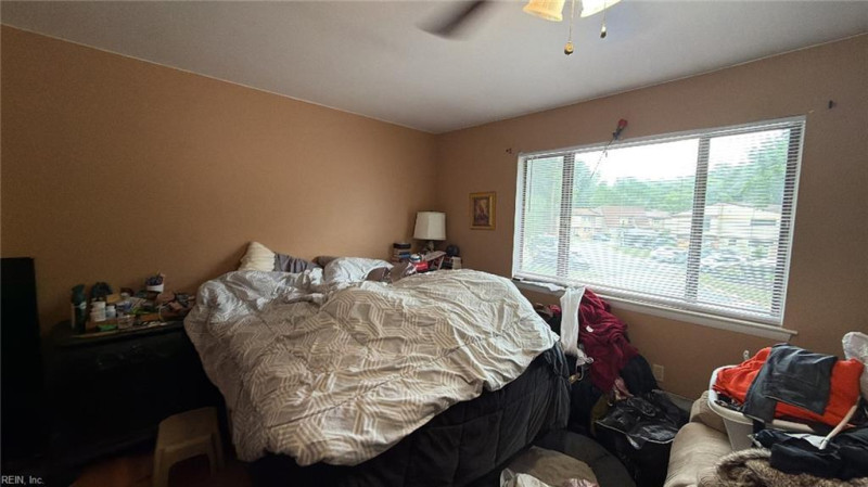Photo 6 of 8 residential for sale in Newport News virginia