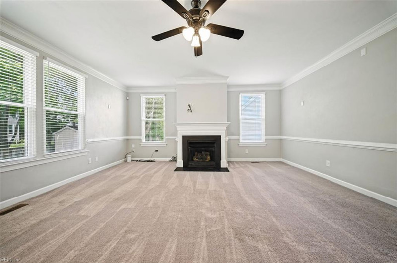 Photo 14 of 46 residential for sale in Chesapeake virginia