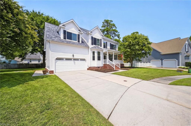 Photo 2 of 46 residential for sale in Chesapeake virginia