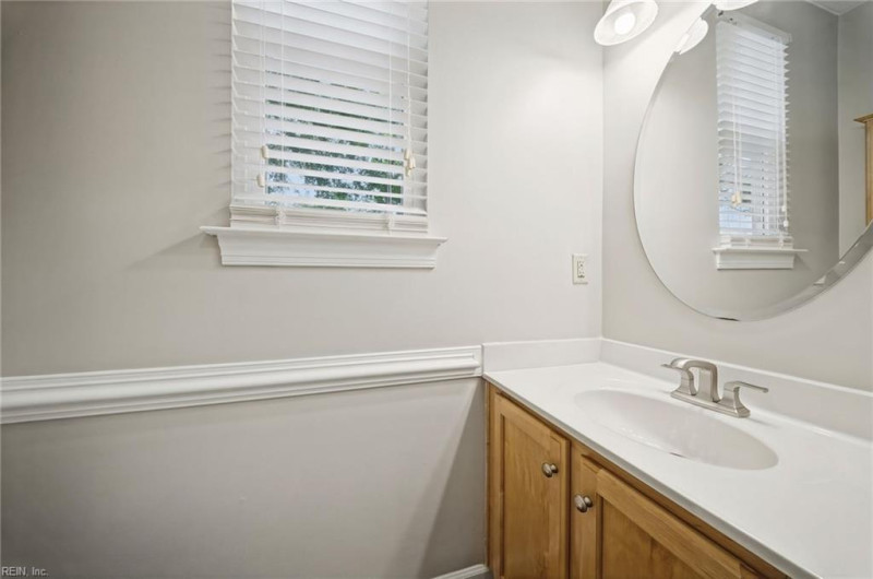 Photo 22 of 46 residential for sale in Chesapeake virginia