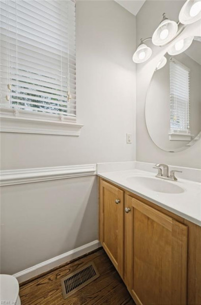 Photo 23 of 46 residential for sale in Chesapeake virginia