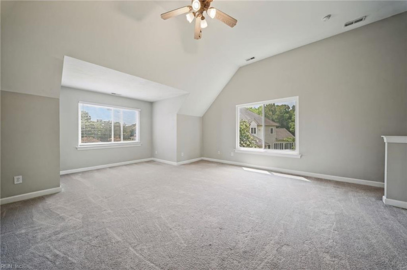 Photo 27 of 46 residential for sale in Chesapeake virginia