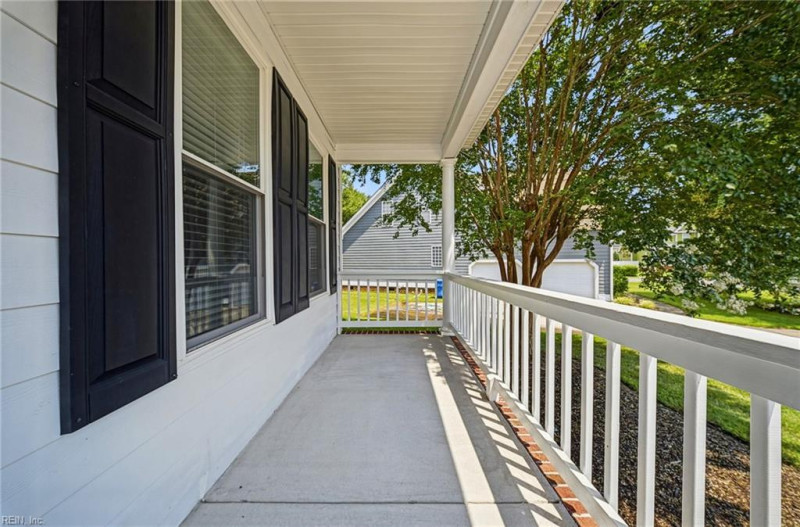 Photo 5 of 46 residential for sale in Chesapeake virginia