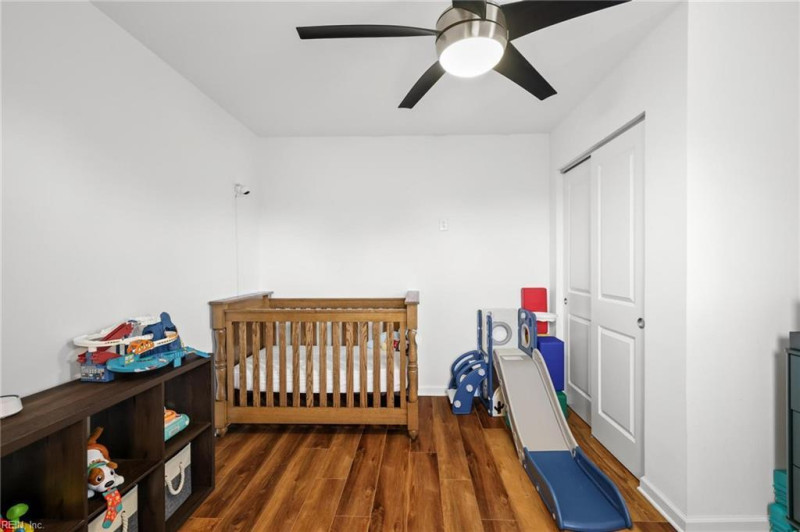Photo 23 of 34 residential for sale in Chesapeake virginia