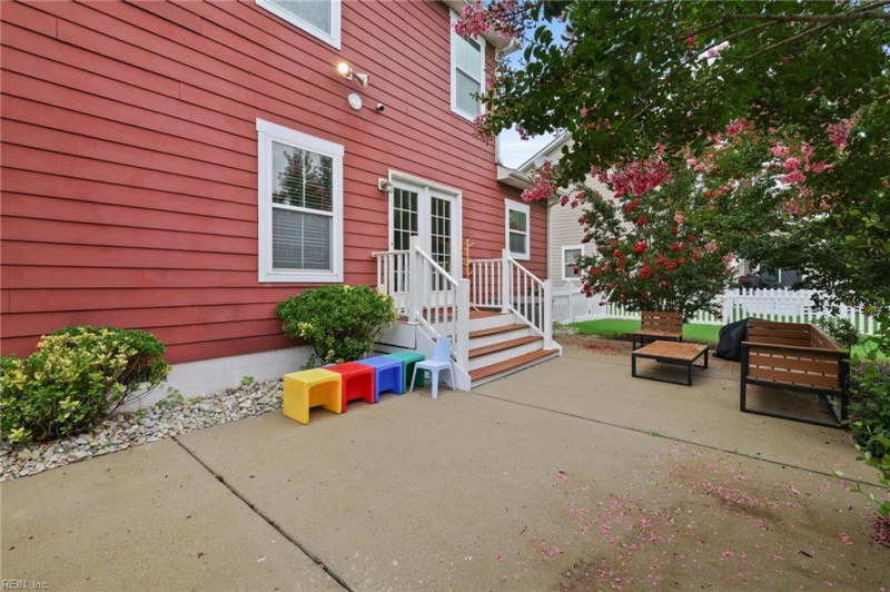 Photo 27 of 34 residential for sale in Chesapeake virginia