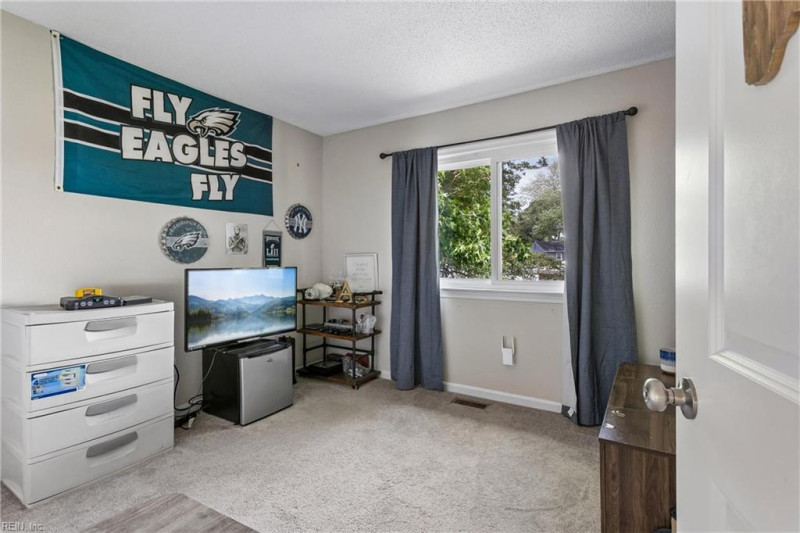 Photo 24 of 44 residential for sale in Newport News virginia