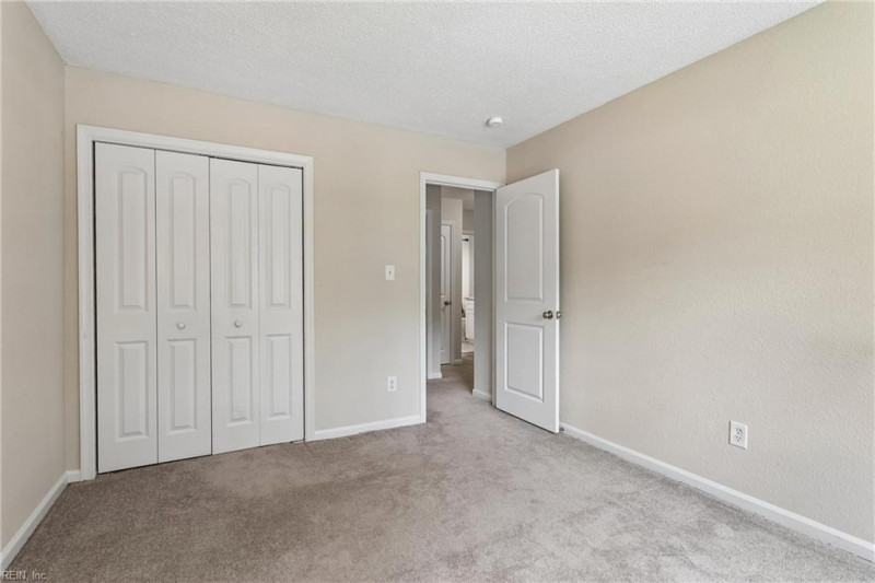 Photo 27 of 44 residential for sale in Newport News virginia