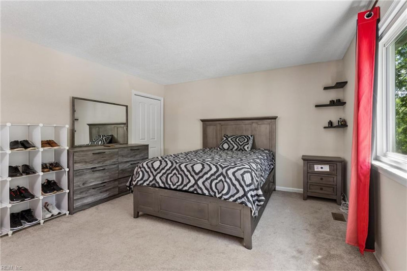 Photo 32 of 44 residential for sale in Newport News virginia