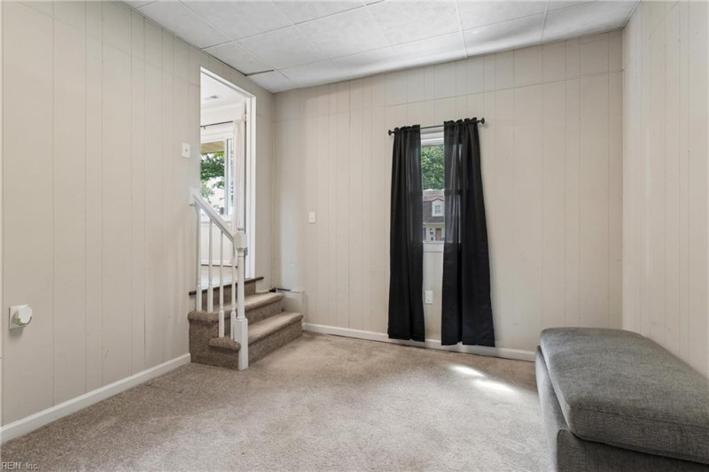 Photo 8 of 44 residential for sale in Newport News virginia